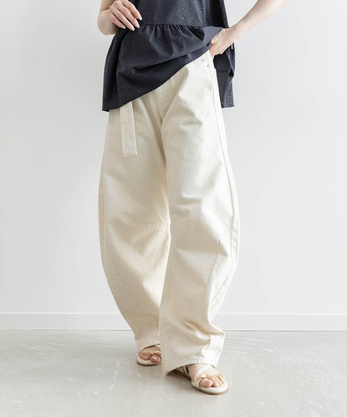 RANDA(ランダ)の「ワイドバレルレッグパンツ(その他パンツ・レディース・アイボリー/ライトブルー/ブルー・0/1)」の2枚目の写真
