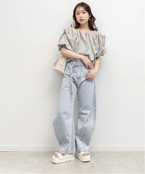 RANDA(ランダ)の「ワイドバレルレッグパンツ(その他パンツ・レディース・アイボリー/ライトブルー/ブルー・0/1)」の5枚目の写真