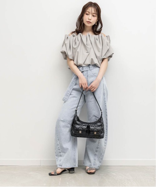 RANDA(ランダ)の「ワイドバレルレッグパンツ(その他パンツ・レディース・アイボリー/ライトブルー/ブルー・0/1)」の9枚目の写真