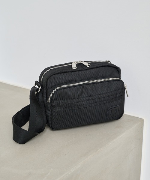FRED PERRY（フレッドペリー）の「【FRED PERRY】BALLISTIC SIDE BAG L3345（ショルダーバッグ・メンズ・ブラック・FREE）」の10枚目の写真