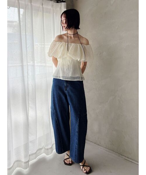 LAGUNAMOON(ラグナムーン)の「シアーチェックバルーンオフショルブラウス 【夏服】【半袖】【シアートップス】(シャツ/ブラウス・レディース・ライトブルー/ブラック/アイボリー・FREE)」の14枚目の写真