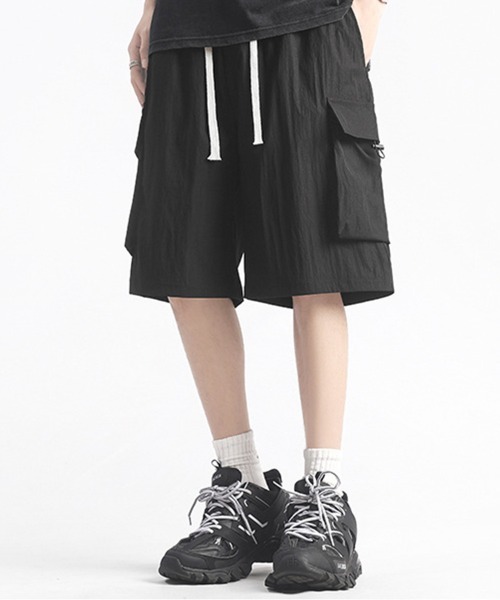 KELVIN(ケルヴァン)の「Loose Cargo Shorts ルーズカーゴショーツ(その他パンツ・メンズ・ブラック・MEDIUM/LARGE)」の2枚目の写真