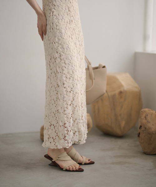 LAULEN(ローレン)の「flower crochet back slit long dress /フラワークロシェバックスリットロングドレス(ワンピース・レディース・アイボリー・M/S)」の13枚目の写真
