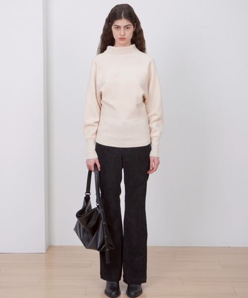 Never mind the XU / Chikashitsu+(ネバーマインド ザ エックスユー / チカシツプラス)の「【HAH ARCHIVE】Contour Belted Bag(Faux Leather) / 【ハーアーカイブ】コントゥアベルテッドワンショルダーバッグ(フォーレザー)(ショルダーバッグ・メンズ・ブラック・ONE SIZE)」の19枚目の写真