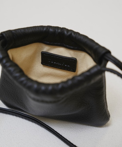 TODAYFUL（トゥデイフル）の「[TODAYFUL/トゥデイフル] レザーコンパクトパース（ショルダーバッグ・レディース・ブラック・F）」の5枚目の写真