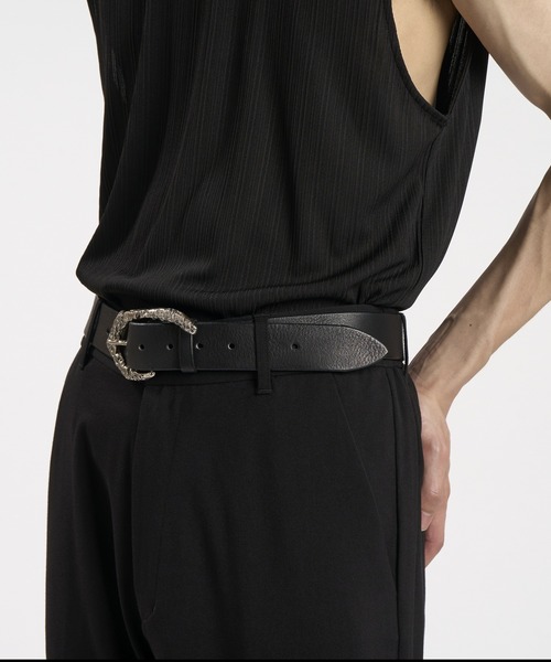 NO ID.（ノーアイディ）の「【NO ID.】Molten Buckle Leather Belt / モルテン バックル レザー ベルト（ベルト・メンズ・ブラック・ONE SIZE）」の9枚目の写真