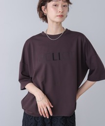 Bou Jeloud（ブージュルード）の「HOTFIX厚盛り刺しゅうロゴＴ（Tシャツ/カットソー）」
