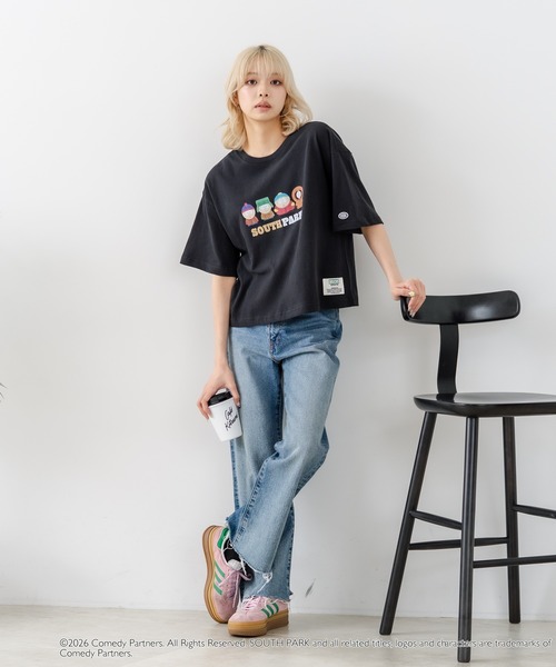 DISCUS(ディスカス)の「【DISCUS/ディスカス】【選べる丈感・サウスパーク】DISCUS×SOUTHPARK コラボTシャツ 綿100% クルーネック アニメ キャラクタープリント アメカジ ストリート(Tシャツ/カットソー・レディース・ホワイト系その他3/ブラック系その他3/ブラック系その他2/ホワイト系その他2・MEDIUM/LARGE)」の22枚目の写真