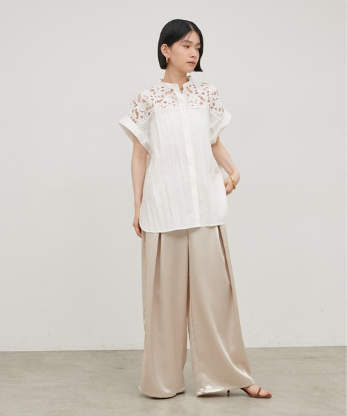 LARUTA(ラルータ)の「【LARUTA】刺繍レースドロップショルダーシャツ(シャツ/ブラウス・レディース・カーキ/オフホワイト/ブラック/ストライプ・FREE)」の8枚目の写真