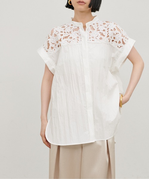 LARUTA(ラルータ)の「【LARUTA】刺繍レースドロップショルダーシャツ(シャツ/ブラウス・レディース・カーキ/オフホワイト/ブラック/ストライプ・FREE)」の11枚目の写真