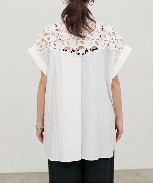 LARUTA(ラルータ)の「【LARUTA】刺繍レースドロップショルダーシャツ(シャツ/ブラウス・レディース・カーキ/オフホワイト/ブラック/ストライプ・FREE)」の17枚目の写真