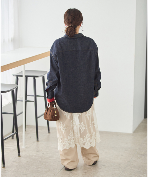 JOURNAL STANDARD(ジャーナルスタンダード)の「コーンデニムライトオンス シャツ(シャツ/ブラウス・レディース・ブルー系その他/ネイビー・FREE)」の12枚目の写真