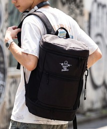 【THRASHER/スラッシャー】チャーム付き 大容量ボックスリュック 30L
