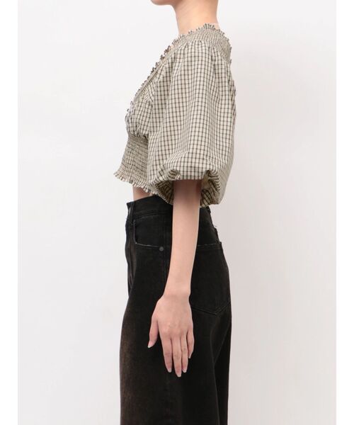 EMODA(エモダ)の「シャーリングミニトップ(Tシャツ/カットソー・レディース・グレー/ベージュ/ピンク・FREE)」の18枚目の写真