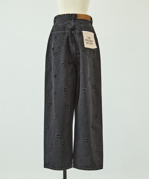 INSCRIRE(アンスクリア)の「INSCRIRE Dot Hole Denim Pants(デニムパンツ・レディース・ブラック/ブルー・30/31/28/29)」の4枚目の写真