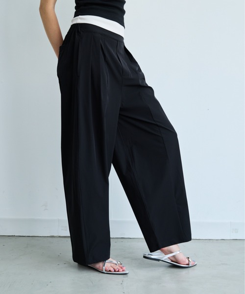 DRWCYS（ドロシーズ）の「【接触冷感/UVカット】タックコクーンパンツ（その他パンツ・レディース・チャコールグレー/ブラック・FREE）」の10枚目の写真