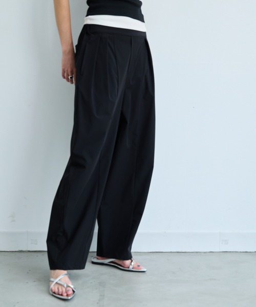 DRWCYS（ドロシーズ）の「【接触冷感/UVカット】タックコクーンパンツ（その他パンツ・レディース・チャコールグレー/ブラック・FREE）」の9枚目の写真