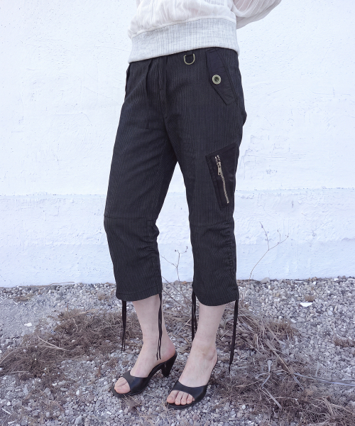 SOMSOC(ソムソック)の「DAZE MIXED DENIM CAPRI PANTS_BLACK(その他パンツ・レディース・その他・FREE)」の3枚目の写真