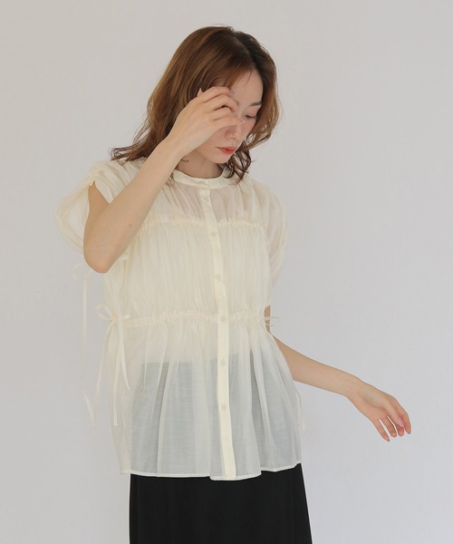 CLEIO(クレイオ)の「【CLEIO】ギャザーシアーブラウス GATHERED SHEER BLOUSE(シャツ/ブラウス・レディース・アイボリー/ブラウン/ブラック・FREE)」の21枚目の写真