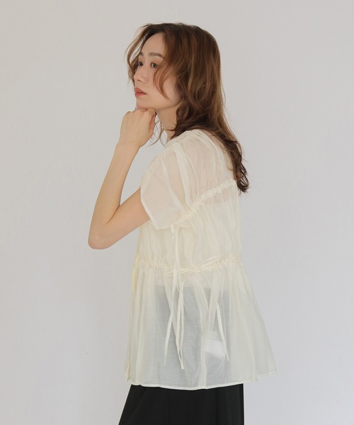 CLEIO(クレイオ)の「【CLEIO】ギャザーシアーブラウス GATHERED SHEER BLOUSE(シャツ/ブラウス・レディース・アイボリー/ブラウン/ブラック・FREE)」の22枚目の写真