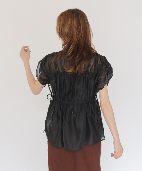 CLEIO(クレイオ)の「【CLEIO】ギャザーシアーブラウス GATHERED SHEER BLOUSE(シャツ/ブラウス・レディース・アイボリー/ブラウン/ブラック・FREE)」の5枚目の写真