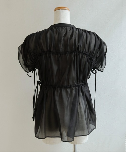 CLEIO(クレイオ)の「【CLEIO】ギャザーシアーブラウス GATHERED SHEER BLOUSE(シャツ/ブラウス・レディース・アイボリー/ブラウン/ブラック・FREE)」の18枚目の写真