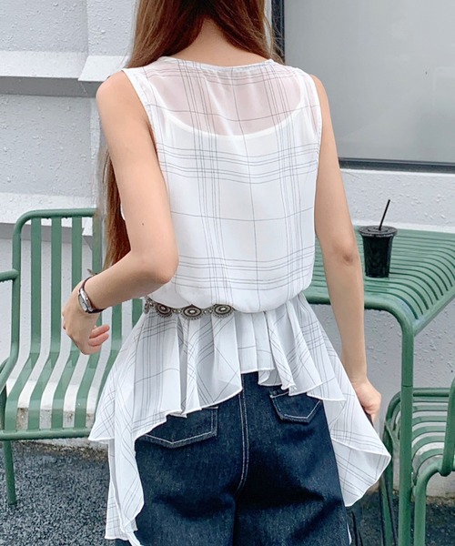 SHEENA(シーナ)の「シアーチェックレイヤードライクドレープトップス(Tシャツ/カットソー・レディース・ネイビー/ホワイト/モカ・M)」の12枚目の写真
