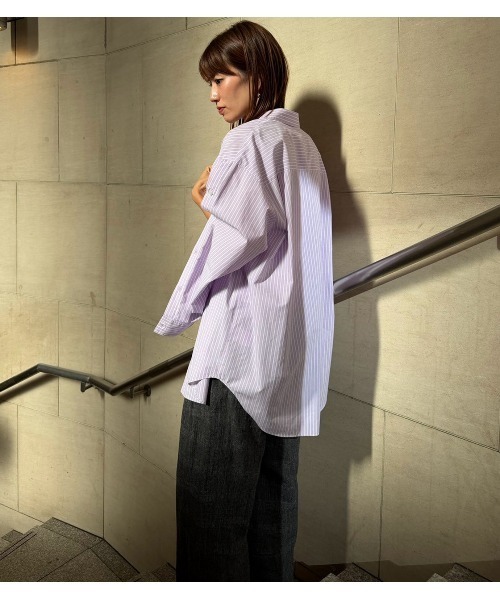 LE CIEL BLEU(ルシェルブルー)の「コンバーチブルスリーブシャツ / Convertible Sleeve Shirt(シャツ/ブラウス・レディース・パープル/オフホワイト/マルチ・36)」の21枚目の写真