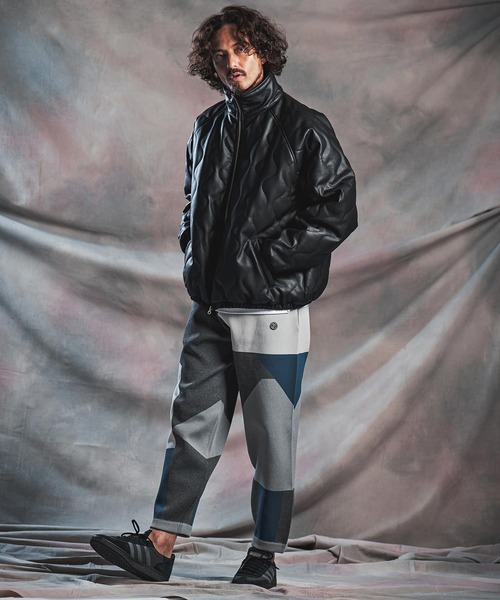 ANGENEHM(アンゲネーム)の「mj11788-Synthetic Leather Wave-Quilted Padded Jacket シンセティックレザースタンドジャケット(AG07-015acg)(その他アウター・メンズ・ブラック・S/M/L)」の2枚目の写真