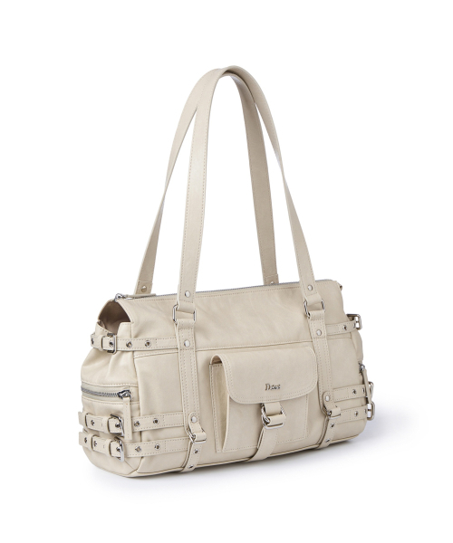 DEINET(ダイニット)の「BELTED POCKET SHOULDER BAG IN BEIGE(ショルダーバッグ・レディース・その他・FREE)」の2枚目の写真