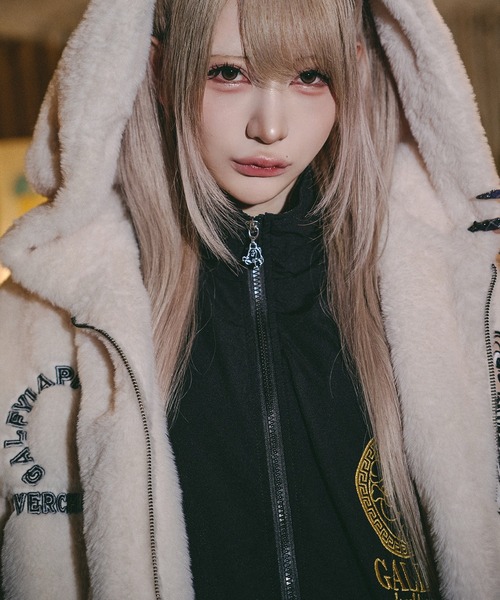 GALFY(ガルフィー)の「GALFY-おしゃぶりヤリラファーブルゾン(ブルゾン・メンズ・ホワイト/ブラック/ベージュ・L/XL)」の2枚目の写真