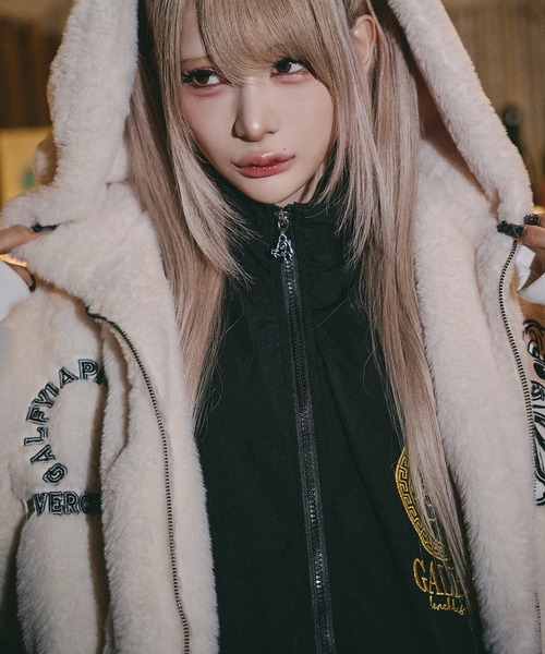 GALFY(ガルフィー)の「GALFY-おしゃぶりヤリラファーブルゾン(ブルゾン・メンズ・ホワイト/ブラック/ベージュ・L/XL)」の11枚目の写真