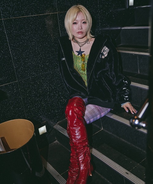 GALFY(ガルフィー)の「GALFY-おしゃぶりヤリラファーブルゾン(ブルゾン・メンズ・ホワイト/ブラック/ベージュ・L/XL)」の6枚目の写真