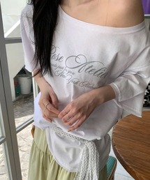 Lettering Off-Shoulder Tee / レタリングオフショルダーTシャツ