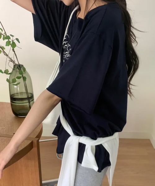 LOENNE(ロエヌ)の「Lettering Off-Shoulder Tee / レタリングオフショルダーTシャツ(Tシャツ/カットソー・レディース・ネイビー/ホワイト・FREE)」の15枚目の写真