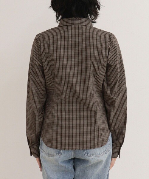 fredy emue(フレディエミュ)の「【WEB限定カラーあり】フロントギャザーコンパクトシャツ(シャツ/ブラウス・レディース・サックスブルー/キャメル/ブラウン系その他/ブラック系その他/ブルー系その他・38)」の9枚目の写真