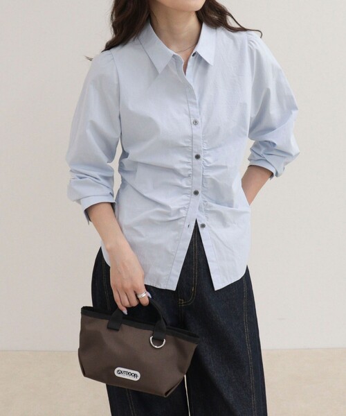 fredy emue(フレディエミュ)の「【WEB限定カラーあり】フロントギャザーコンパクトシャツ(シャツ/ブラウス・レディース・サックスブルー/キャメル/ブラウン系その他/ブラック系その他/ブルー系その他・38)」の21枚目の写真