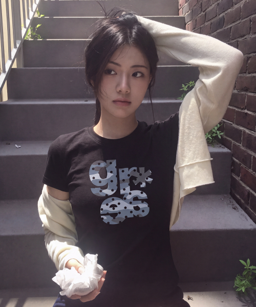 GRAVER（グレーバー）の「[GRAE-S] レディース カモフラージュ スリム 半袖Tシャツ 3カラー（Tシャツ/カットソー・レディース・ホワイト/ブラック/ライトグリーン・SMALL）」の4枚目の写真