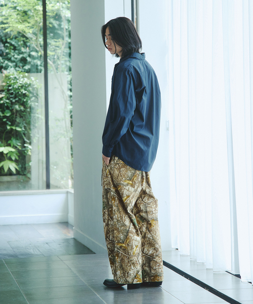 JOURNAL STANDARD（ジャーナルスタンダード）の「カモ柄 キャンバス ベルテッド パンツ（その他パンツ・メンズ・ベージュ・MEDIUM/LARGE）」の5枚目の写真