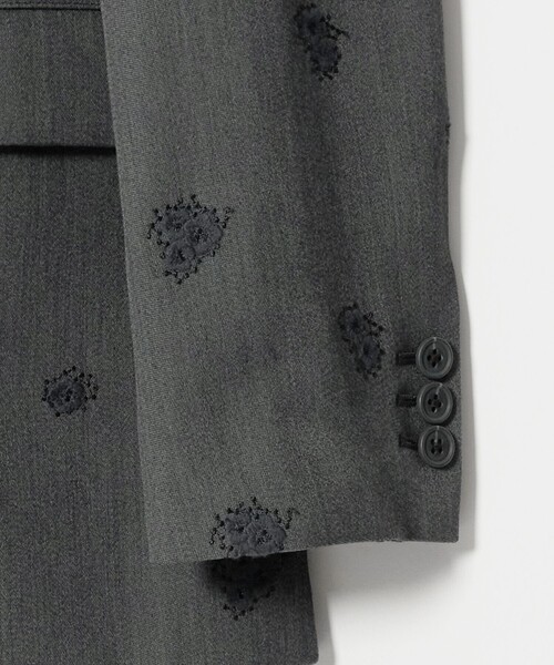 UNITED ARROWS（ユナイテッドアローズ）の「フラワー ジャガード バックフレア ジャケット（テーラードジャケット・レディース・ブラック/グレー系・38/36）」の14枚目の写真