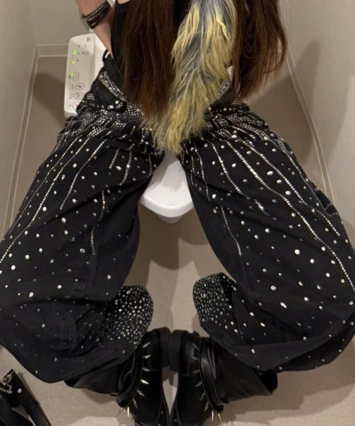 SHERU（シェル）の「放射ラインストーン ブラックワイドデニムパンツ Y2K ストリート（デニムパンツ・レディース・ブラック・M/S/L）」の2枚目の写真