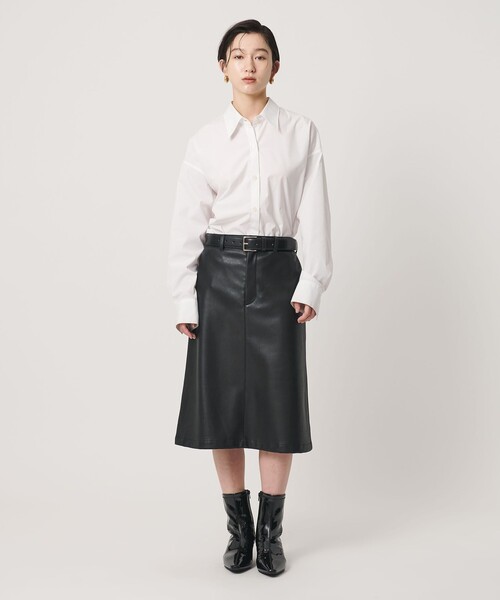 ER(イーアール)の「<ER>レザーライク ミディ スカート(スカート・レディース・ダークブラウン/ブラック・S/M)」の4枚目の写真