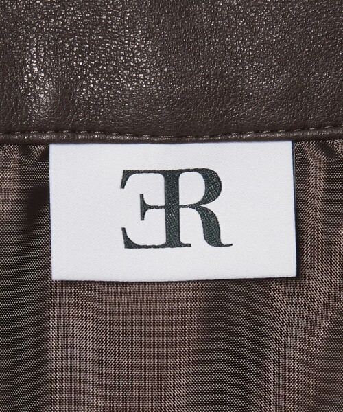 ER(イーアール)の「<ER>レザーライク ミディ スカート(スカート・レディース・ダークブラウン/ブラック・S/M)」の18枚目の写真