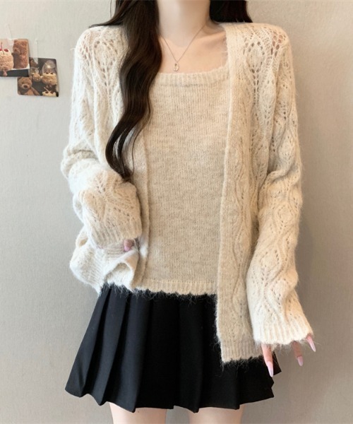 witch(ウイッチ)の「透かし編みニットカーディガンセットアップ(ニット/セーター・レディース・ベージュ/パープル/グレー・FREE)」の17枚目の写真
