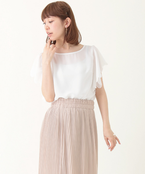 earth music&ecology(アースミュージックアンドエコロジー)の「【2016Summer】スカラップボリュームスリーブプルオーバー(Tシャツ/カットソー・レディース・ネイビー/オフホワイト/ライトピンク/サックスブルー・FREE)」の1枚目の写真