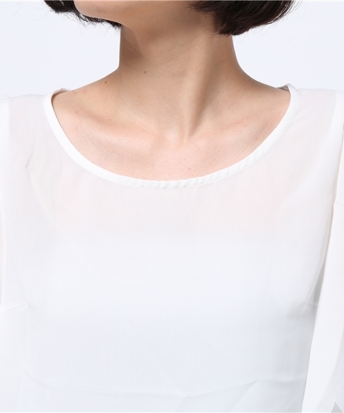 earth music&ecology(アースミュージックアンドエコロジー)の「【2016Summer】スカラップボリュームスリーブプルオーバー(Tシャツ/カットソー・レディース・ネイビー/オフホワイト/ライトピンク/サックスブルー・FREE)」の8枚目の写真