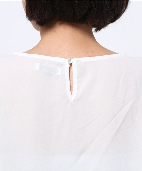 earth music&ecology(アースミュージックアンドエコロジー)の「【2016Summer】スカラップボリュームスリーブプルオーバー(Tシャツ/カットソー・レディース・ネイビー/オフホワイト/ライトピンク/サックスブルー・FREE)」の9枚目の写真