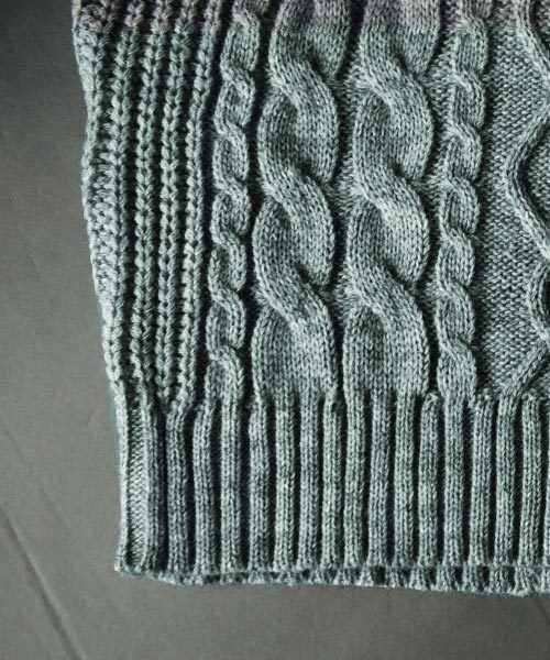 タートル セーター ケーブル網 ウール グレー ミッシェルマカロン 長袖ニット セーター タートルネック ケーブル編