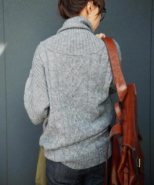 antiqua（アンティカ）の「ケーブル柄タートルニット（ニット/セーター・レディース・アイボリー/ライトグレー/ダークグレー・FREE）」の5枚目の写真