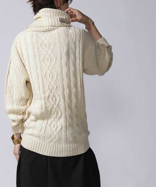 antiqua（アンティカ）の「ケーブル柄タートルニット（ニット/セーター・レディース・アイボリー/ライトグレー/ダークグレー・FREE）」の10枚目の写真